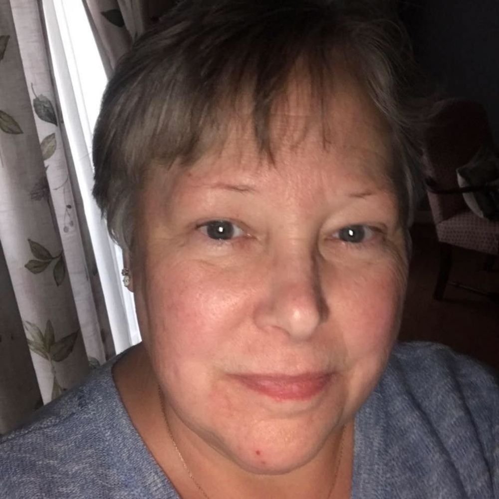 Meet your Posher, Debbie